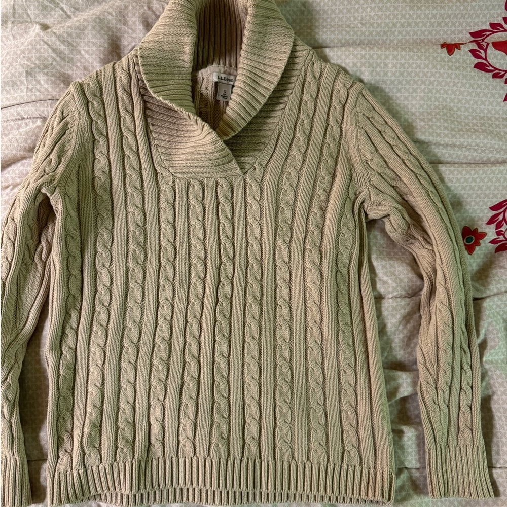 L.L. Bean women’s sweater size small